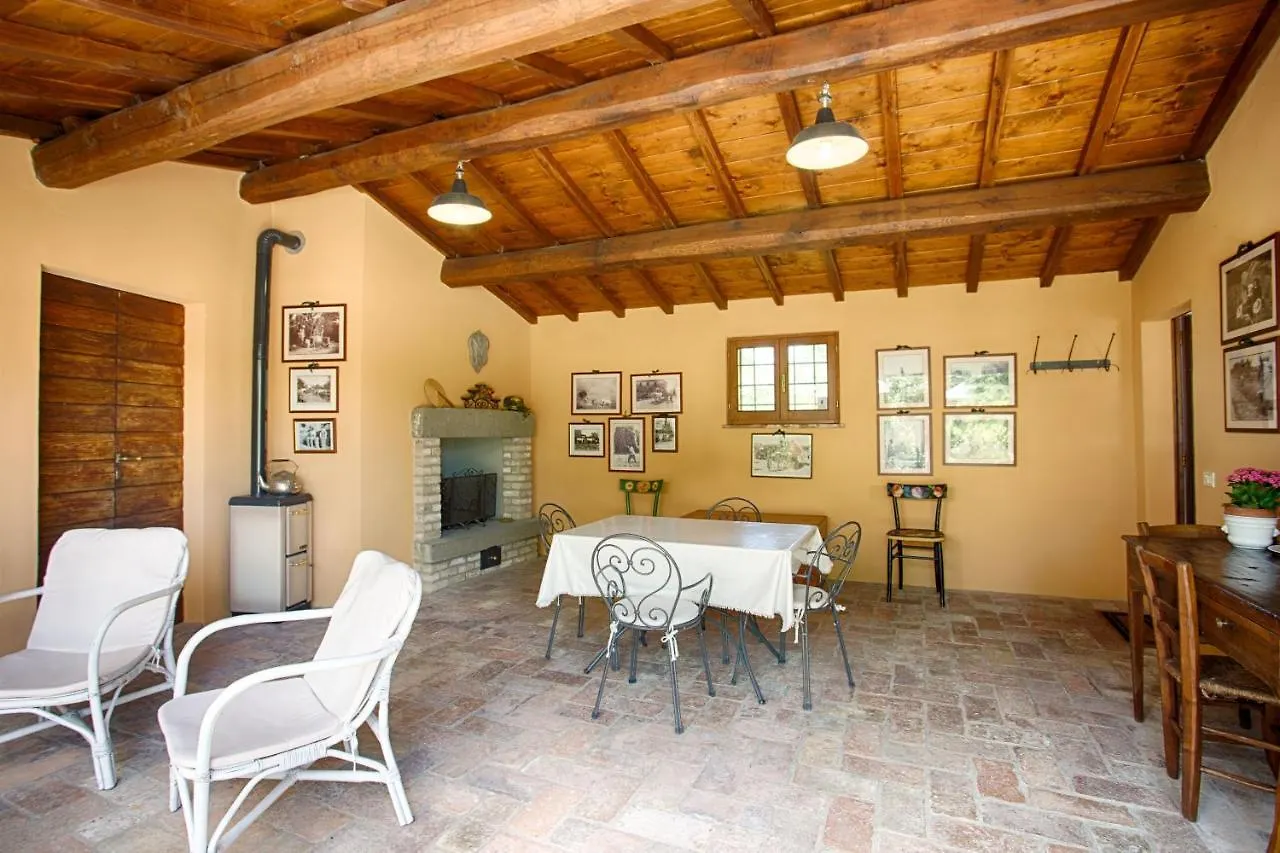Farm stay La Renaia Villa Cortona Italy